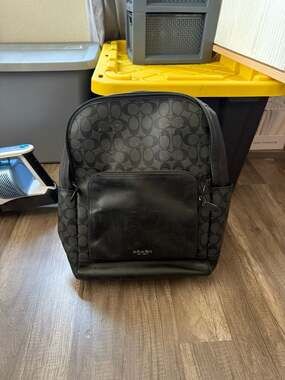 Coach Graham Backpack in Signature Canvas Charcoal Black